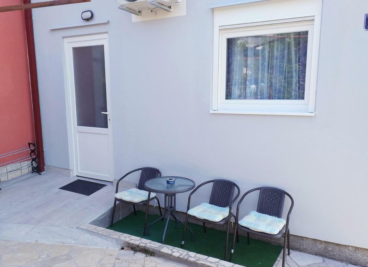 Villa Dora ##3 Цриквеница Экстерьер фото
